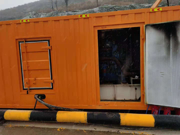 凤泉出租发电机-船用柴油发电机的工作原理是怎么样的？
